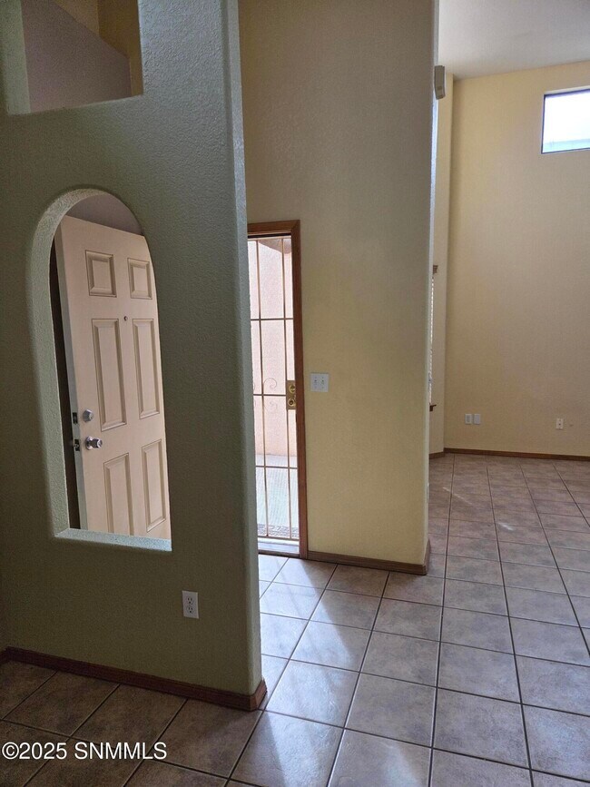 2187 1st St in Las Cruces, NM - Building Photo - Building Photo