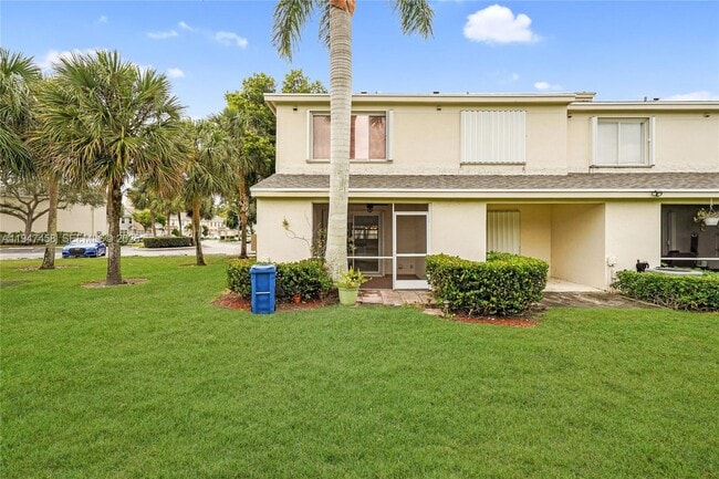 4 Key W Ct in Weston, FL - Building Photo - Building Photo