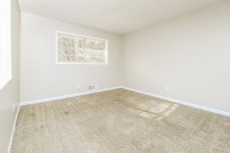 4220 Steading Rd in Powder Springs, GA - Building Photo - Building Photo