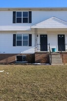 232 Ark Dr in Dallastown, PA - Building Photo