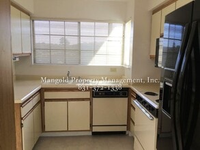 221 Quail Run Ct in Del Rey Oaks, CA - Building Photo - Building Photo