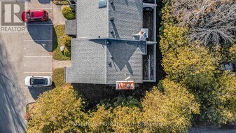 127 Fairway Crescent in Collingwood, ON - Building Photo