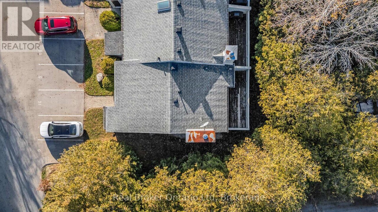 127 Fairway Crescent in Collingwood, ON - Building Photo