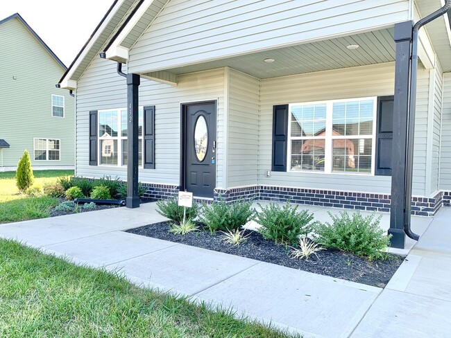 432 Ayden Ln in Clarksville, TN - Building Photo - Building Photo