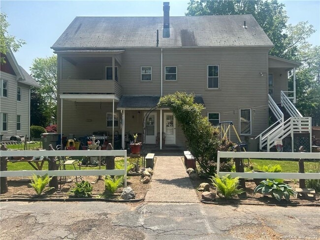 115 High St in Bristol, CT - Building Photo - Building Photo