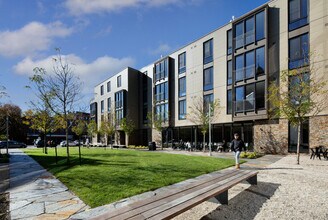 6 Beech St, Unit ##217 in Cambridge, MA - Foto de edificio - Building Photo