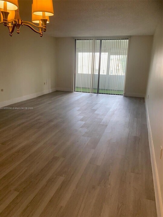 1830 SW 81st Ave in North Lauderdale, FL - Building Photo