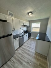 2405 Carew St in Fort Wayne, IN - Building Photo - Building Photo