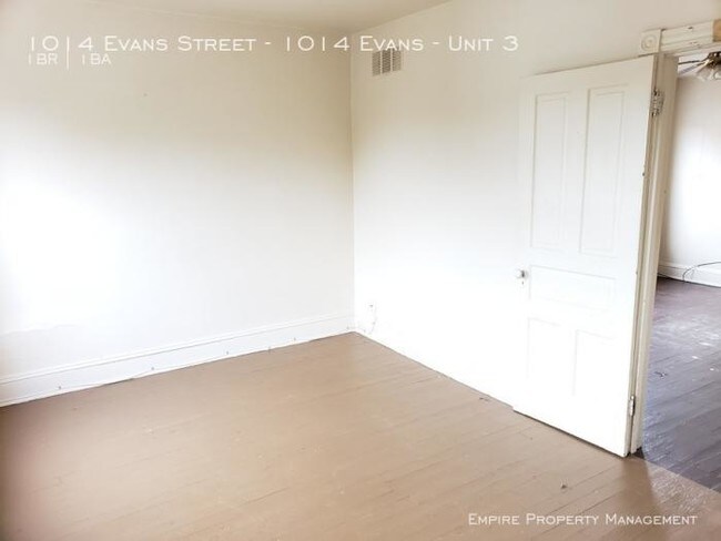 1014 Evans St in Bethlehem, PA - Building Photo - Building Photo