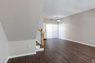 PineCrest Townhomes in Olathe, KS - Foto de edificio - Building Photo