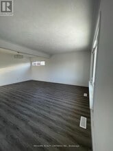 83 Cornwallis Dr in Toronto, ON - Building Photo - Building Photo