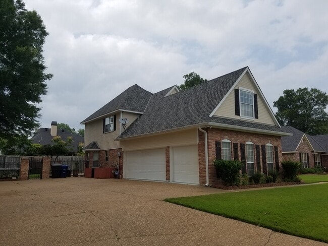 property at 408 Hidden Oaks Cir