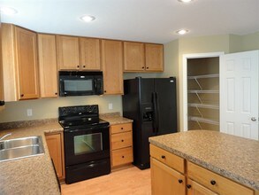 6607 Thistle Grove in Morrow, OH - Building Photo - Building Photo