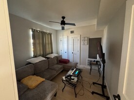 4305 Ave S in Galveston, TX - Building Photo