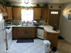 552 NY-32 in New Paltz, NY - Building Photo - Building Photo