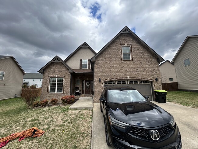 404 Sedgwick Ln in Clarksville, TN - Building Photo - Building Photo