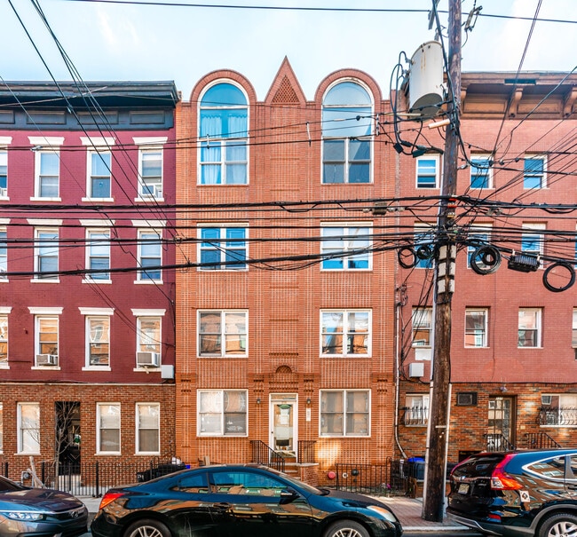 229 Willow Ave in Hoboken, NJ - Foto de edificio - Building Photo