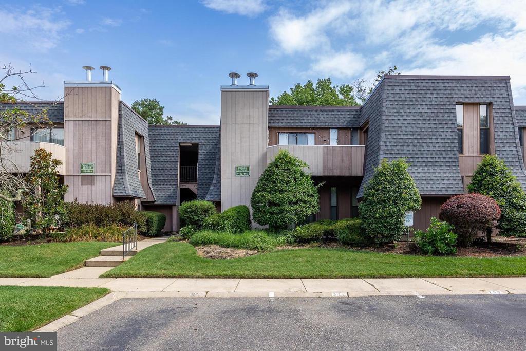 25 S Church Rd in Maple Shade, NJ - Building Photo
