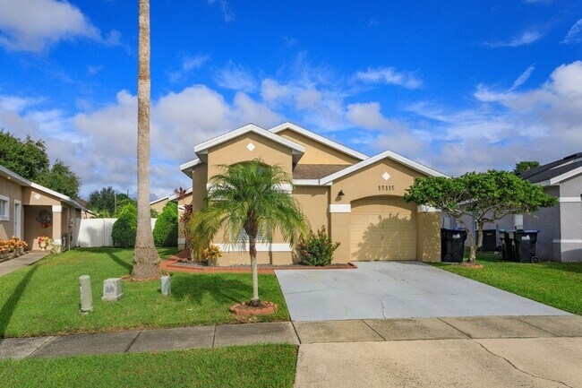 13115 Greenpointe Dr