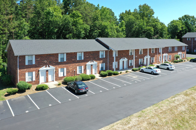 Morgan Place Apartments in Clemmons, NC - Foto de edificio - Building Photo