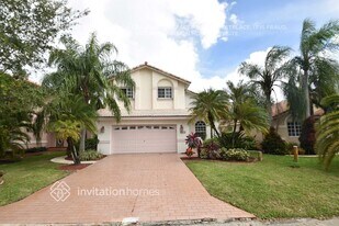 621 SW 176th Ave in Pembroke Pines, FL - Building Photo