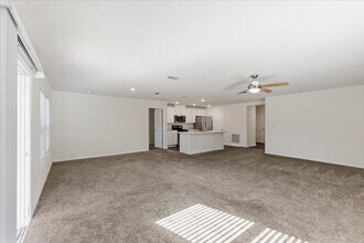 656 Grand Reserve Dr in Bunnell, FL - Building Photo - Building Photo