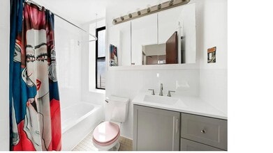 185 E 2nd St in New York, NY - Building Photo - Building Photo