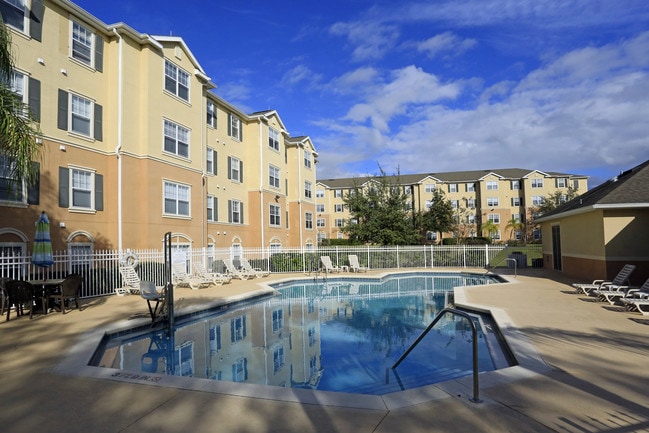 Silver Pointe at Leesburg