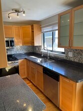 74 Churchill Dr in Newington, CT - Building Photo - Building Photo