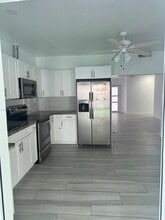 20028 SW 124th Pl in Miami, FL - Building Photo - Building Photo