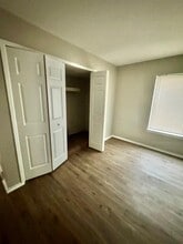 Salem Apartments in Detroit, MI - Building Photo - Building Photo