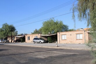 3453-3469 N Geronimo Ave in Tucson, AZ - Building Photo - Building Photo