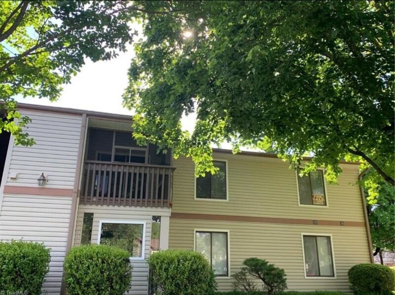 1742 N Hamilton St Photo