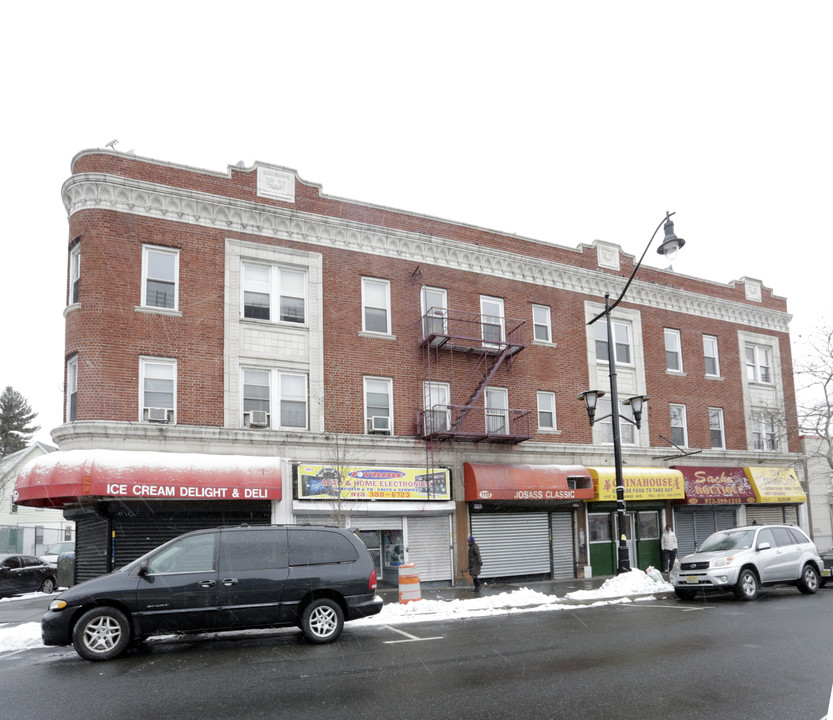 1117-1123 S Orange Ave in Newark, NJ - Building Photo