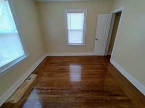61 Ridge St, Unit 1L in New Haven, CT - Building Photo - Building Photo