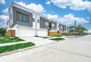 3509 McIlhenny St in Houston, TX - Building Photo