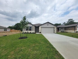 11736 Whirlaway Dr in Willis, TX - Building Photo
