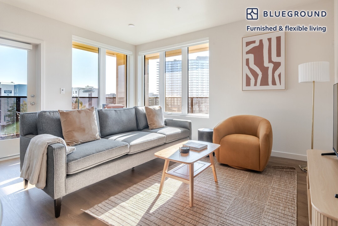 2333 Calle Del Mundo, Unit GO FL6-ID2136 in Santa Clara, CA - Building Photo