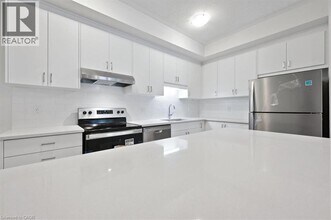135 REVERIE Wy in Kitchener, ON - Building Photo - Building Photo