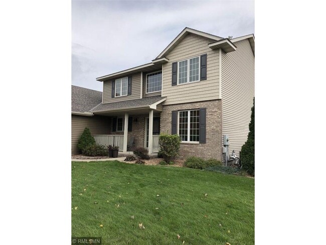 10304 Yates Dr N in Minneapolis, MN - Building Photo - Building Photo