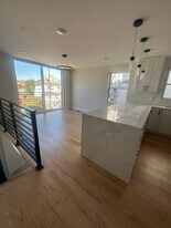 62 Hillside Ave in Newark, NJ - Building Photo