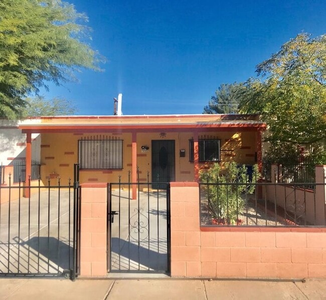 property at 3523 E March Pl