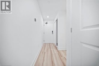 575 Conklin Rd in Brantford, ON - Building Photo - Building Photo