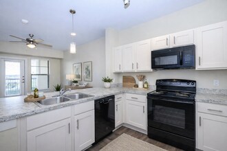 Hills at Leander, A 62+ Community in Leander, TX - Building Photo - Building Photo