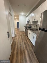 707 N 40th St in Philadelphia, PA - Building Photo