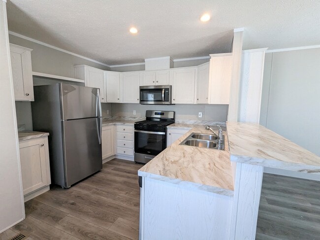 50 E Arizona in Belleville, MI - Building Photo - Building Photo