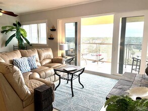 825 Bayshore Dr in Pensacola, FL - Building Photo - Building Photo