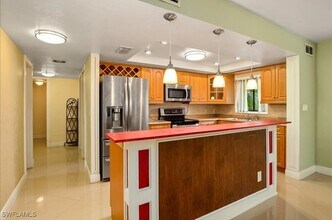 4300 Gulfstream Dr in Naples, FL - Building Photo - Building Photo