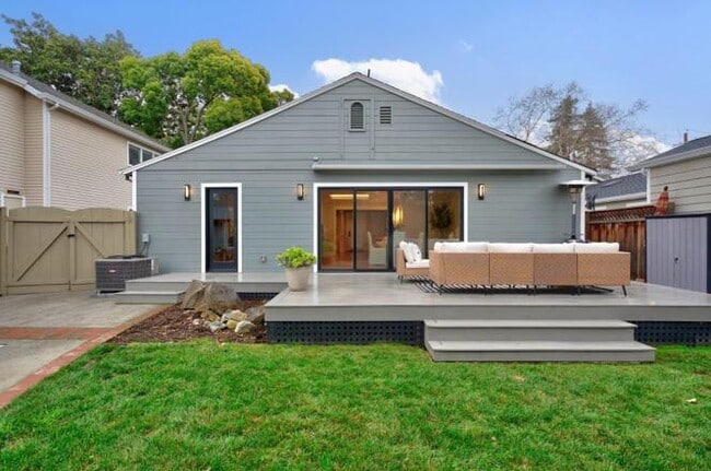 property at 971 Pine Ave