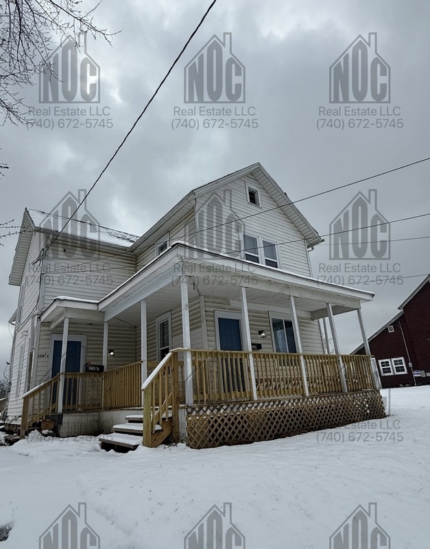 property at 1236 1/2-1236 1/2 E Locust St